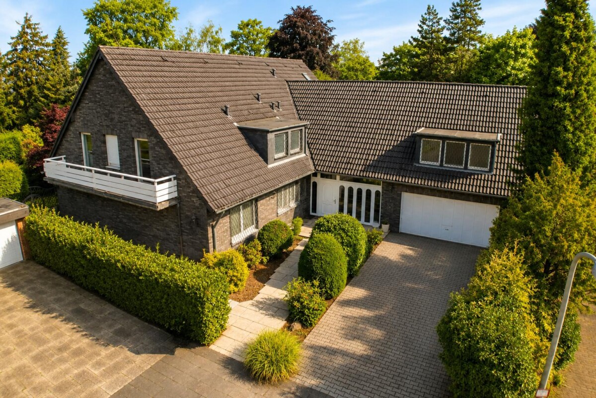 Selektive titel-drohne Immobilienmakler in Duisburg und Umgebung | Selektive Selektive titel-drohne Immobilienmakler in Duisburg und Umgebung | Selektive